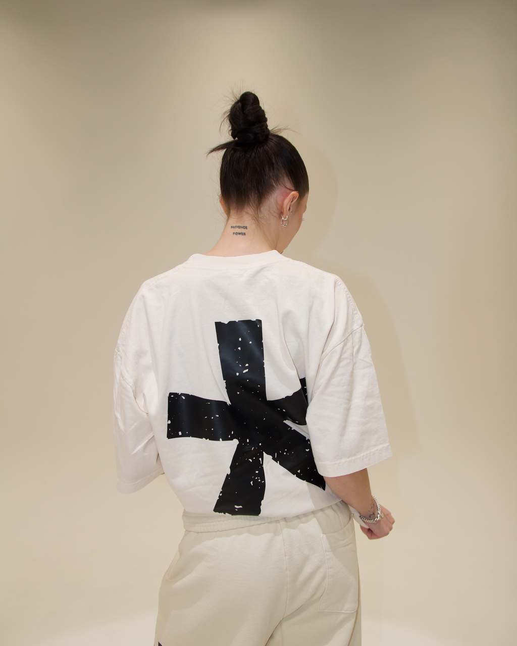 THE DISCONNECT TEE - CREME