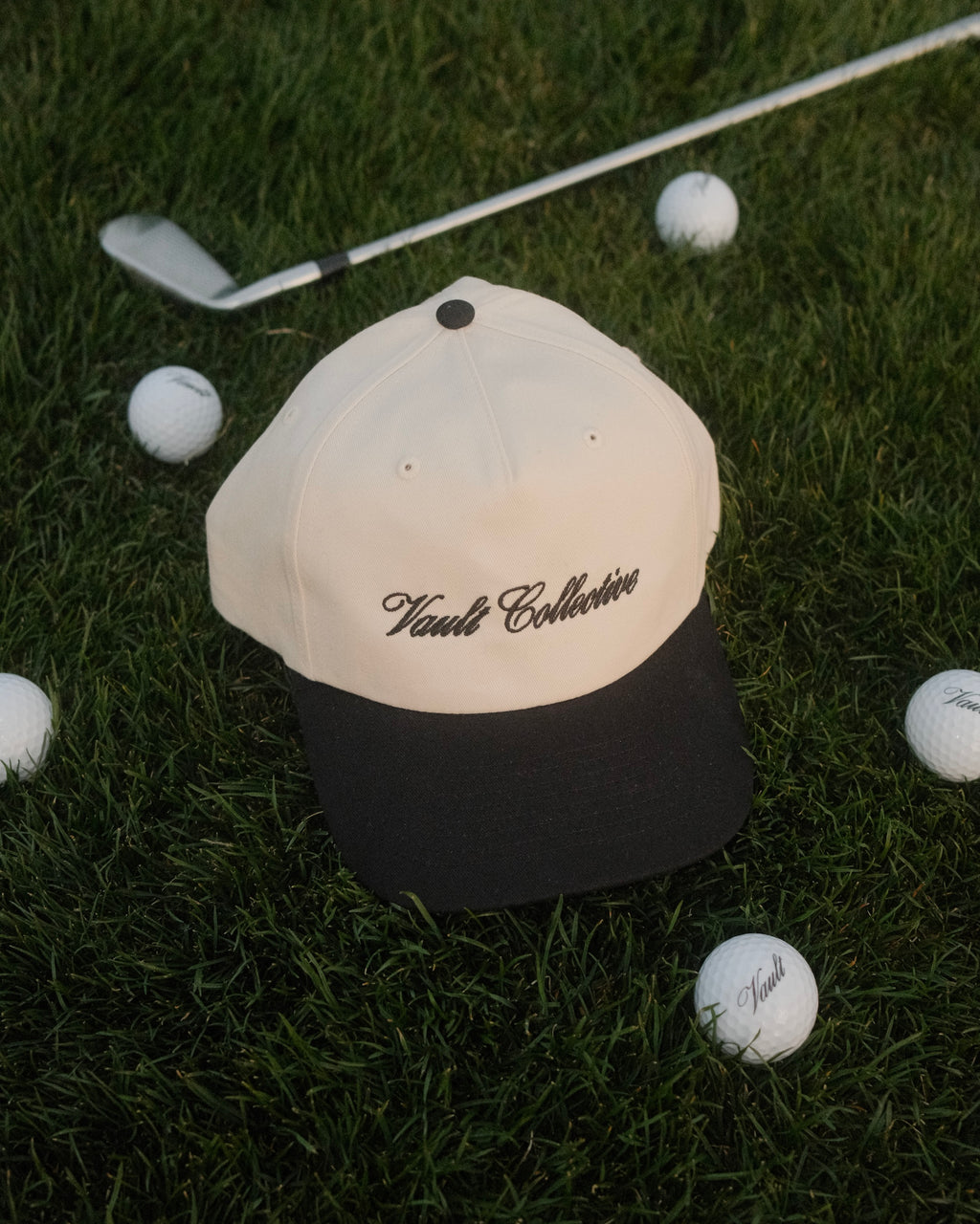 THE CLUBHOUSE HAT - BLACK/CREAM