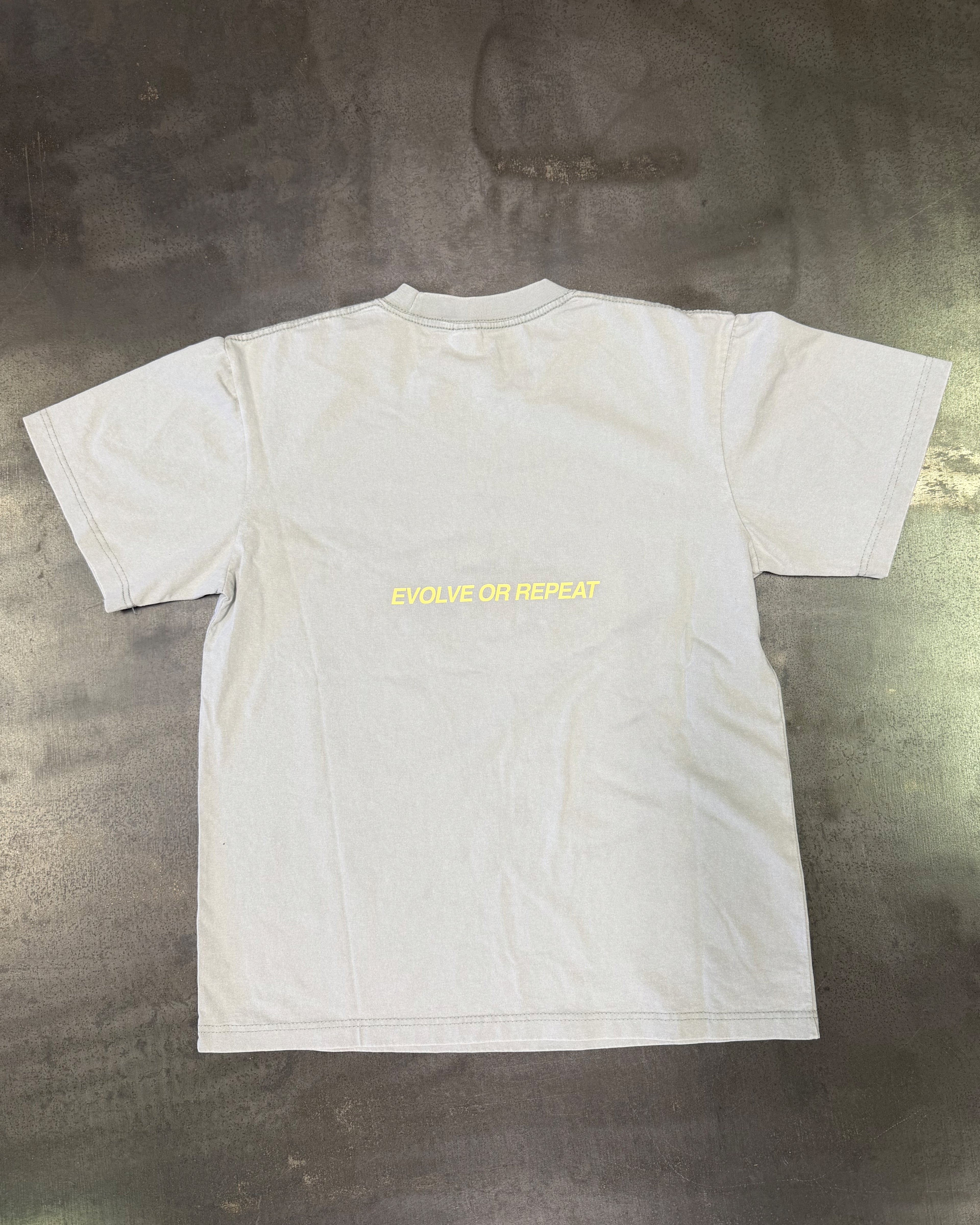 555UMMER TEE - GREY