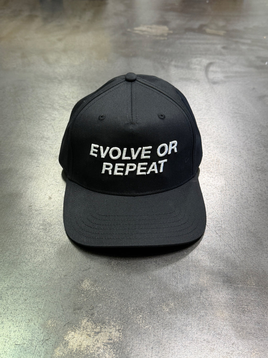 555UMMER HAT - BLACK