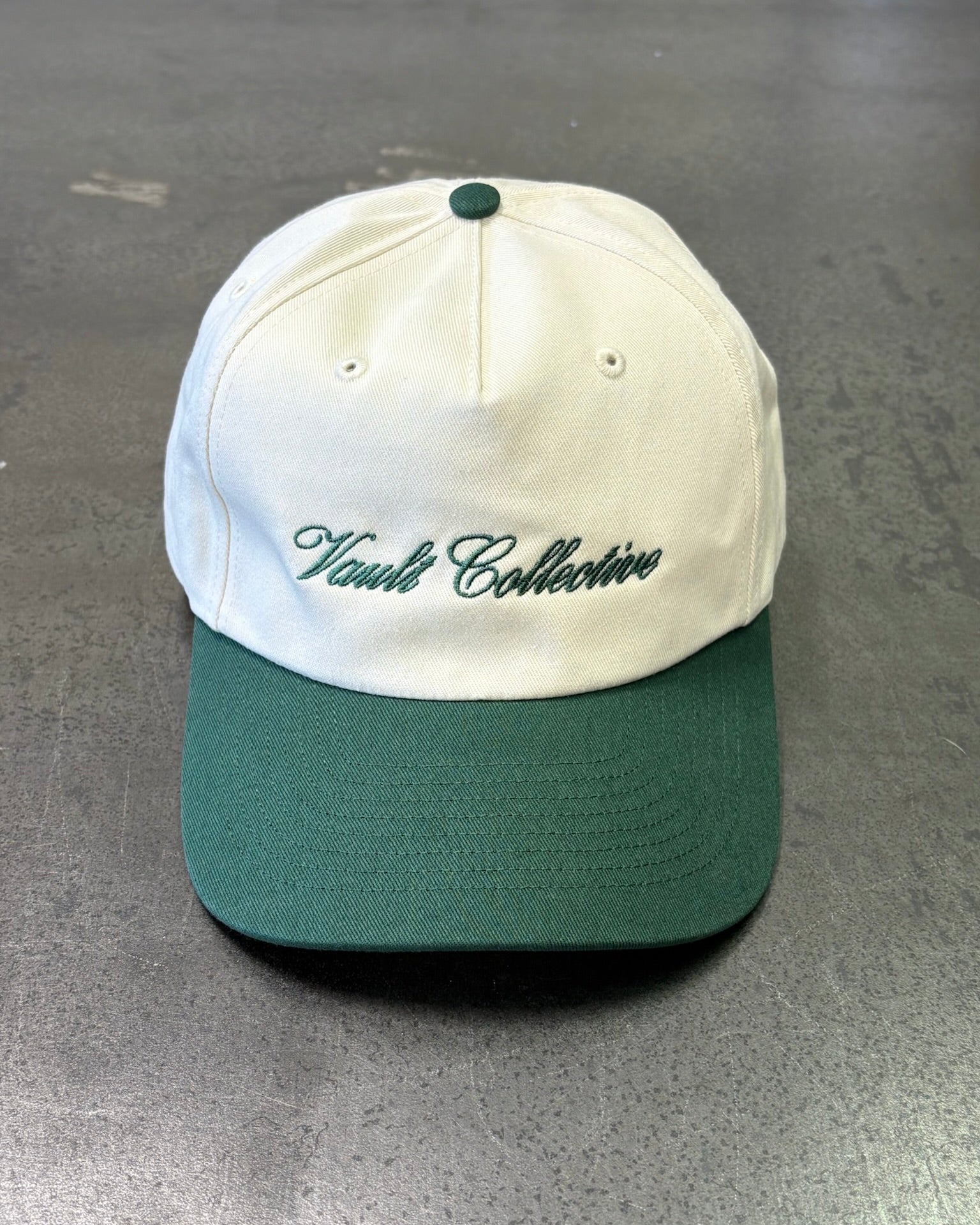 THE CLUBHOUSE HAT - GREEN/CREAM