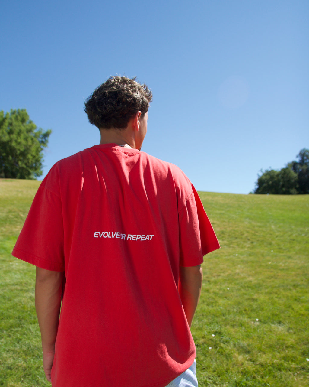 555UMMER TEE - RED